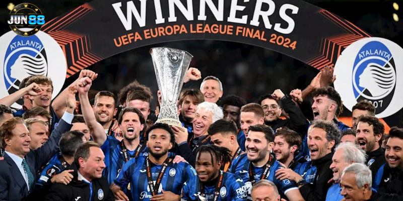 Phân tích đội hình và các yếu tố liên quan