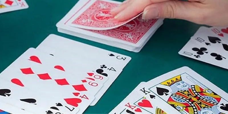 Học hỏi cách chơi Phỏm hiệu quả từ những người chơi giỏi