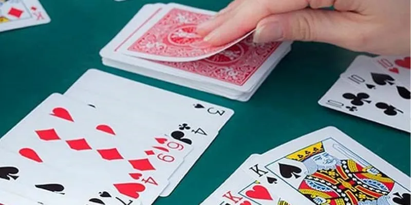 Hiểu rõ luật chơi Phỏm từ A đến Z để chơi hiệu quả