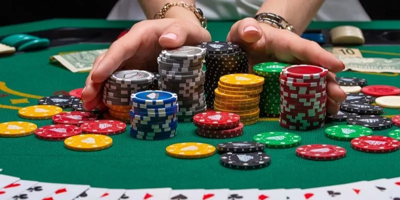 Cần lưu ý gì để tránh sai lầm khi chơi poker Caribbean