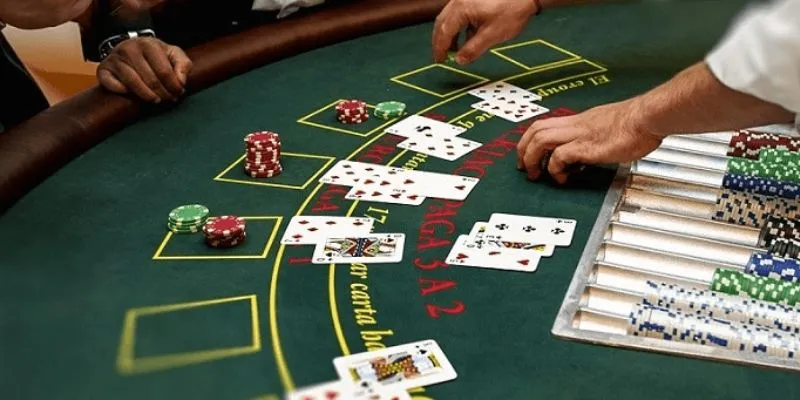 Luật chơi Xì tố và các yếu tố ảnh hưởng đến tố bài